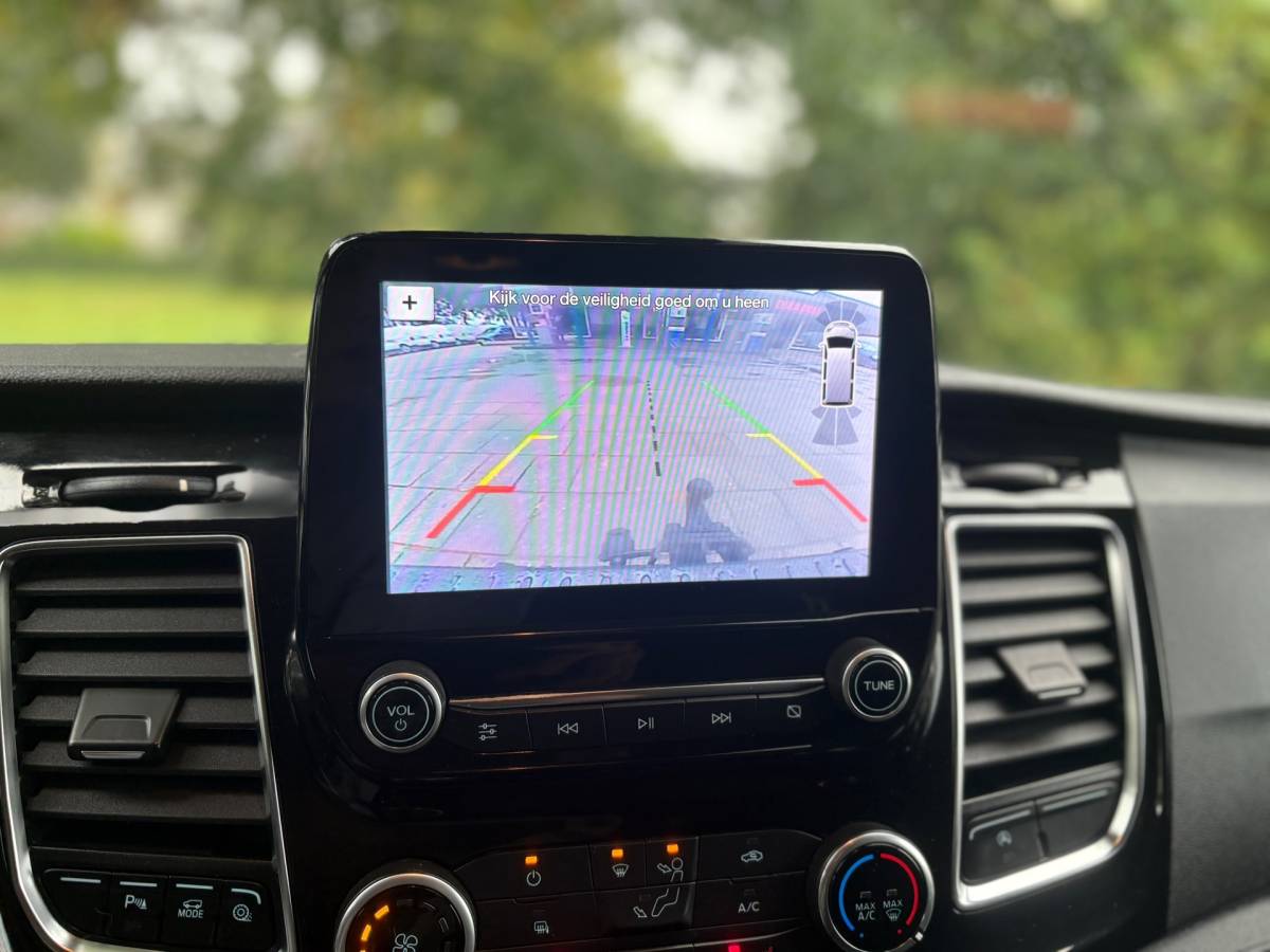 Ford Transit Custom Ford Transit Custom 300 2.0 TDCI L2H2 Limited 170PK|AUTOMAAT|airco|cruise|achteruitrijcamera|apple carplay|trekhaak|stoelverwarmin