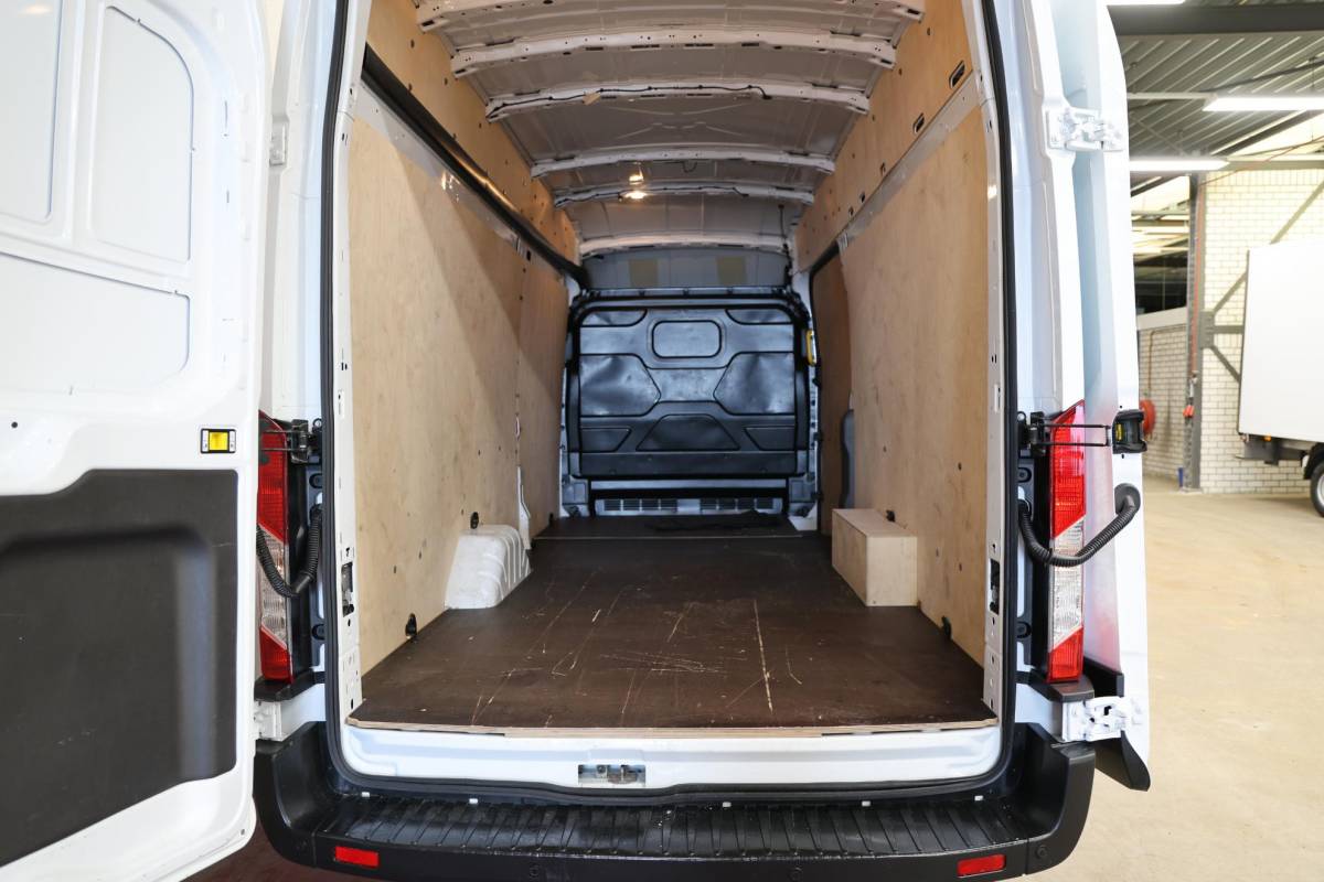 Ford E-Transit Ford E-Transit 350 L4H3 Trend 68 kWh CAMERA NAVI