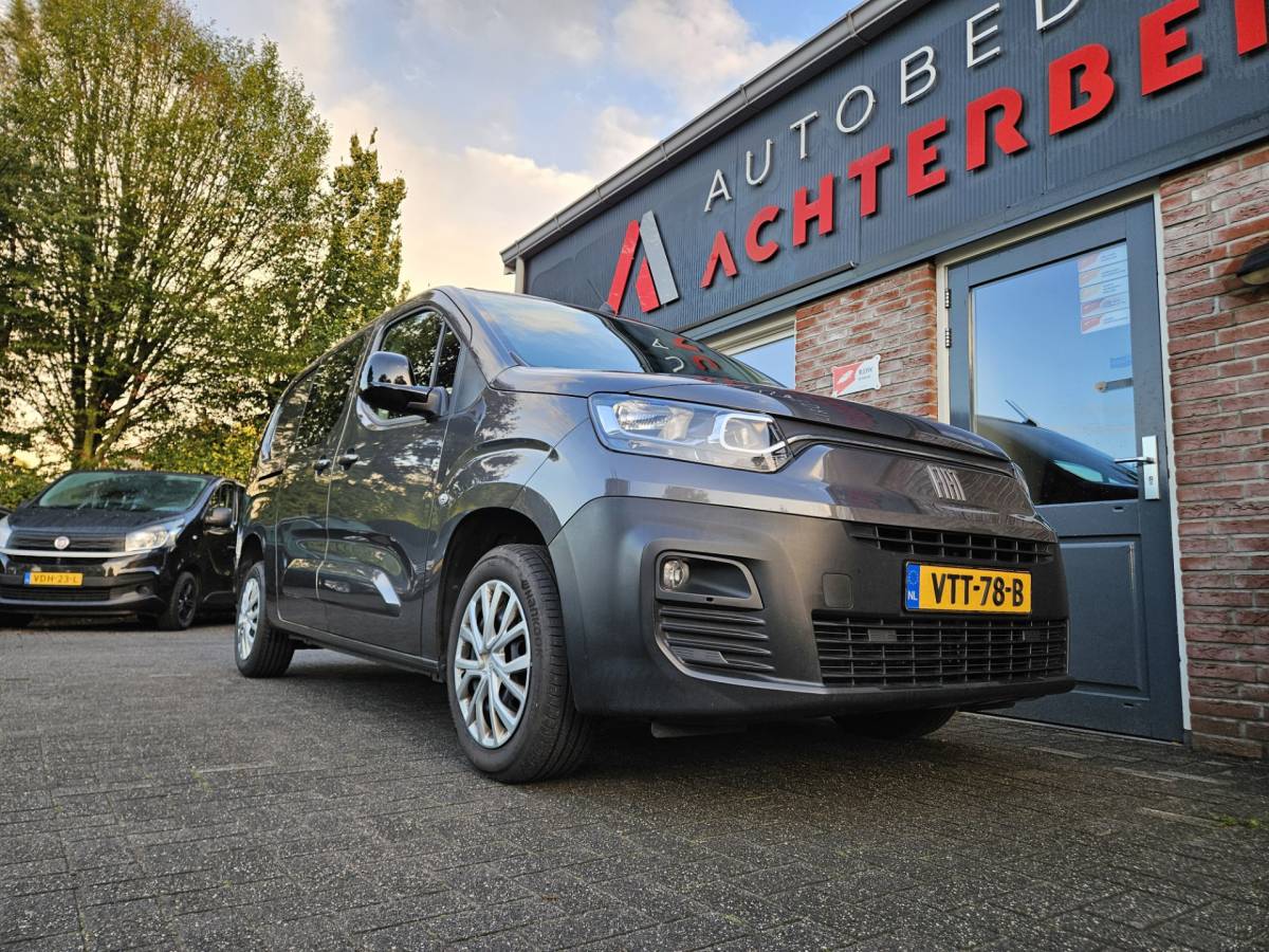 Fiat Doblò Fiat Doblò 1.5D 130pk L2 1000kg Automaat! 130PK! NAP! Mooie/Nette Bus! Carplay! Camera!