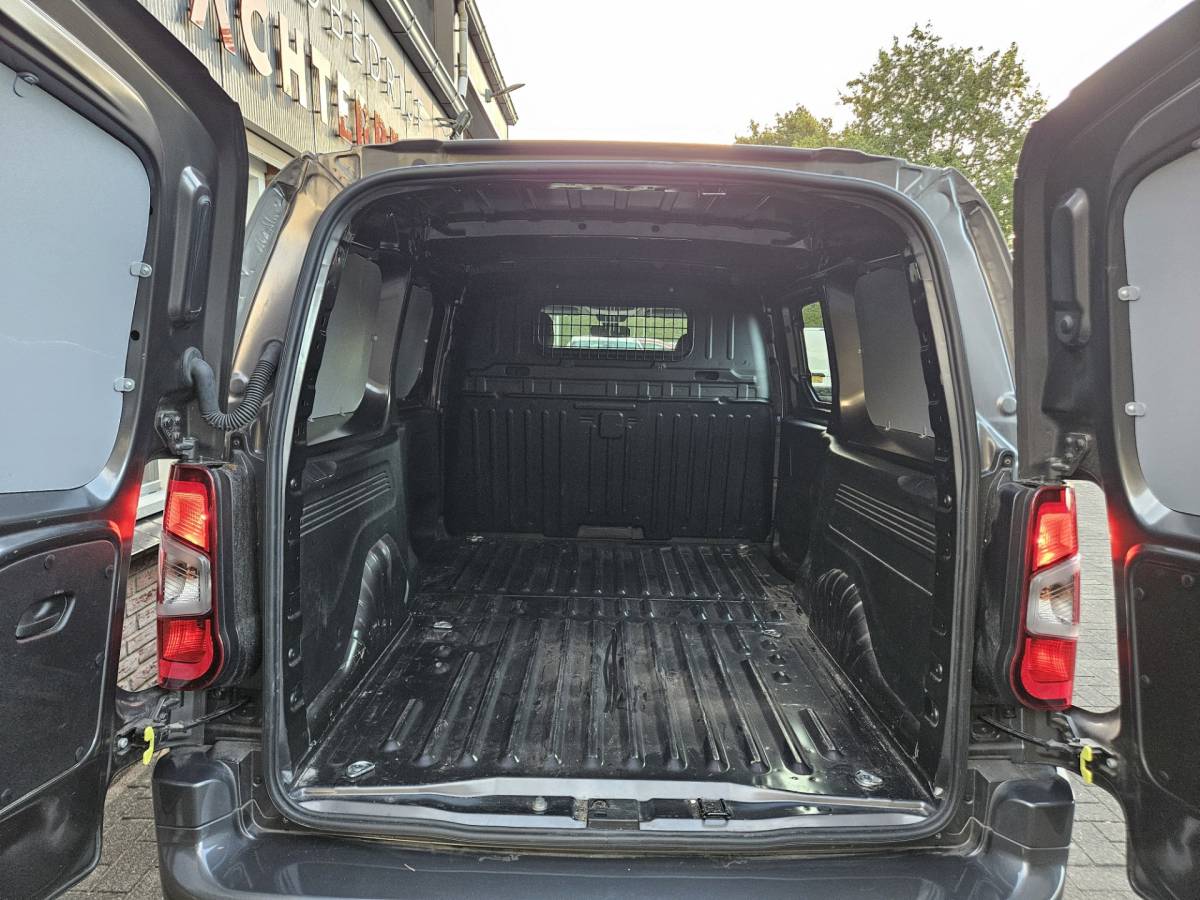 Fiat Doblò Fiat Doblò 1.5D 130pk L2 1000kg Automaat! 130PK! NAP! Mooie/Nette Bus! Carplay! Camera!