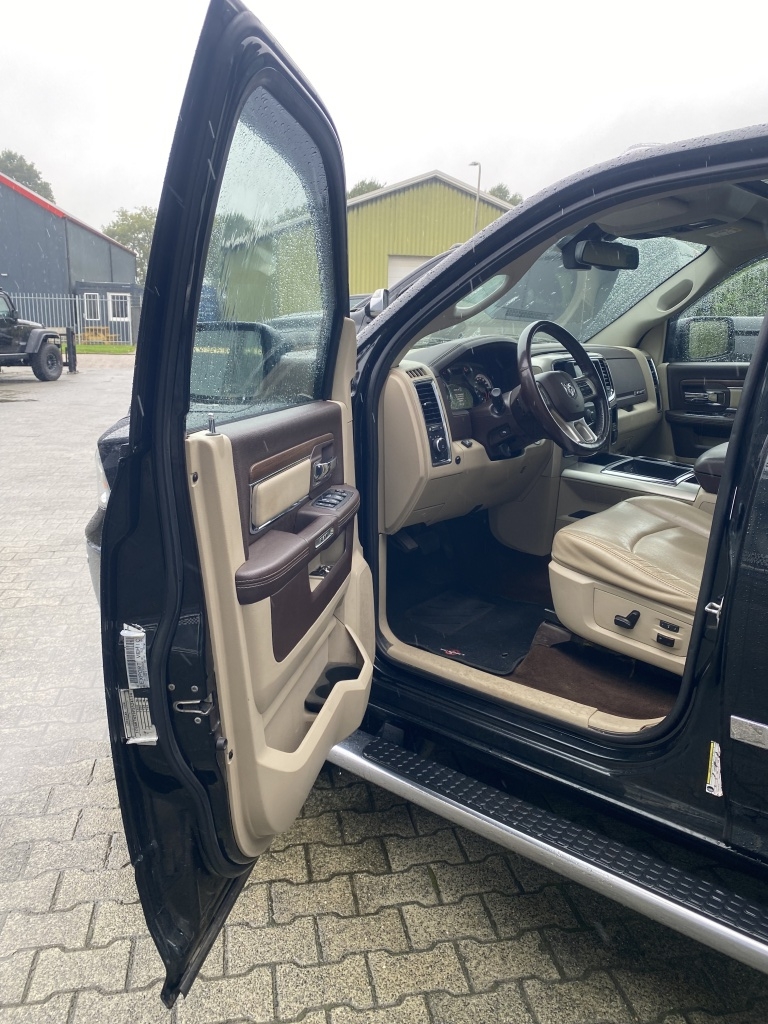 Dodge Ram 1500 Dodge Ram 1500 5.7 V8 Zeer lage Bijtelling !!!