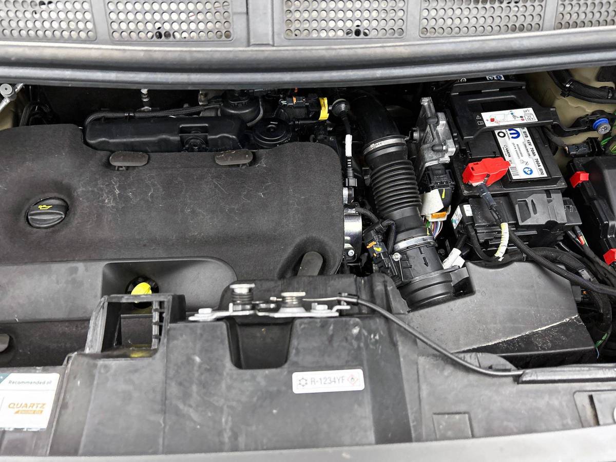 Opel Vivaro Opel Vivaro 2.0 180PK L3 Automaat Dubbele Cabine 2 schuifdeuren Android Auto/Apple CarPlay Navigatie Keyless Entry&Start Climate Control Camera Cruise Control Houten afwerking laadruimte Trekhaak lichtmetalen velgen