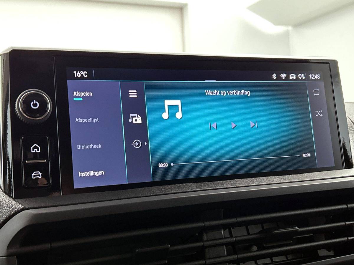 Opel Vivaro Opel Vivaro 2.0 180PK L3 Automaat Dubbele Cabine 2 schuifdeuren Android Auto/Apple CarPlay Navigatie Keyless Entry&Start Climate Control Camera Cruise Control Houten afwerking laadruimte Trekhaak lichtmetalen velgen