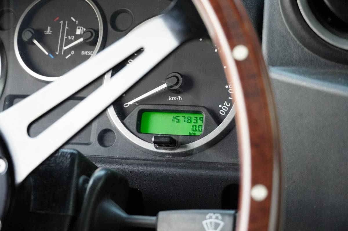 Land Rover Defender Land Rover Defender 2.4 TD SW 90″ E