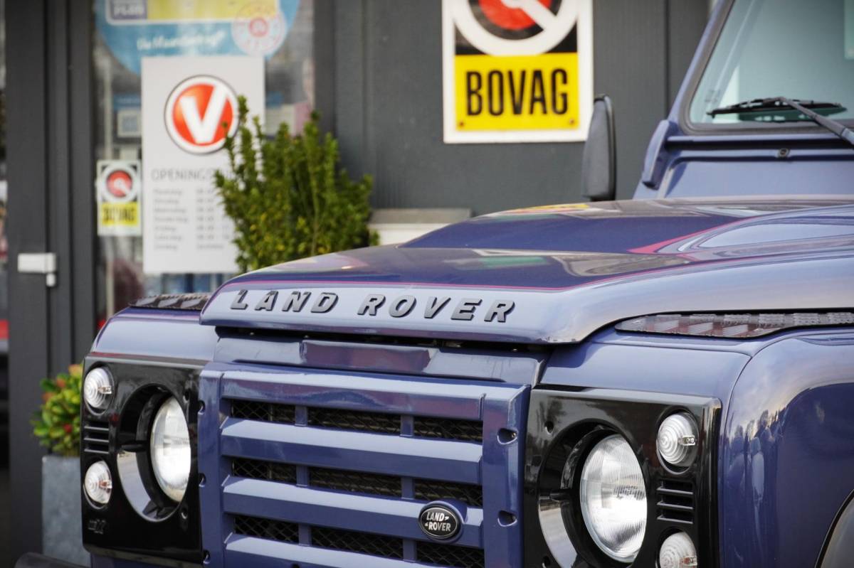 Land Rover Defender Land Rover Defender 2.4 TD SW 90″ E