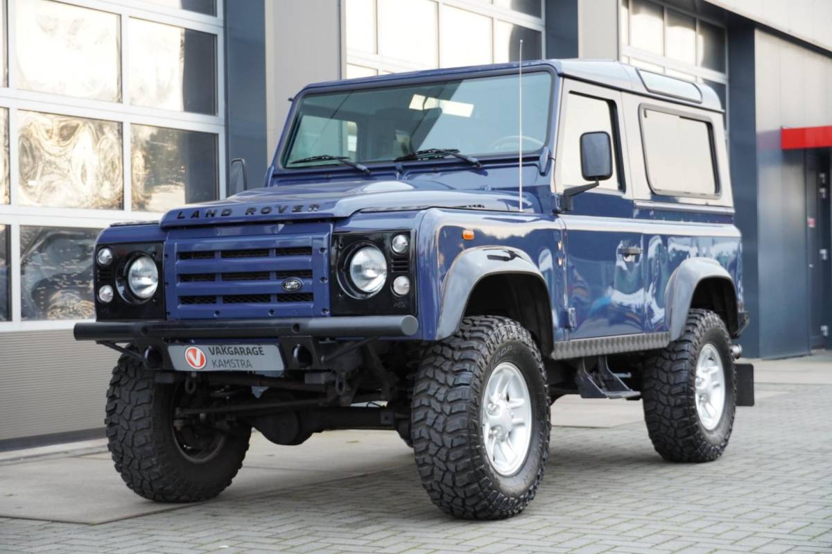 Land Rover Defender Land Rover Defender 2.4 TD SW 90″ E