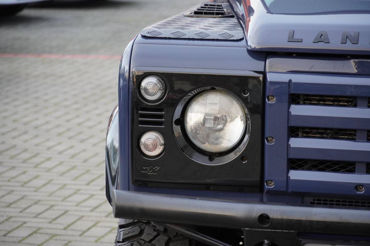 Land Rover Defender Land Rover Defender 2.4 TD SW 90″ E