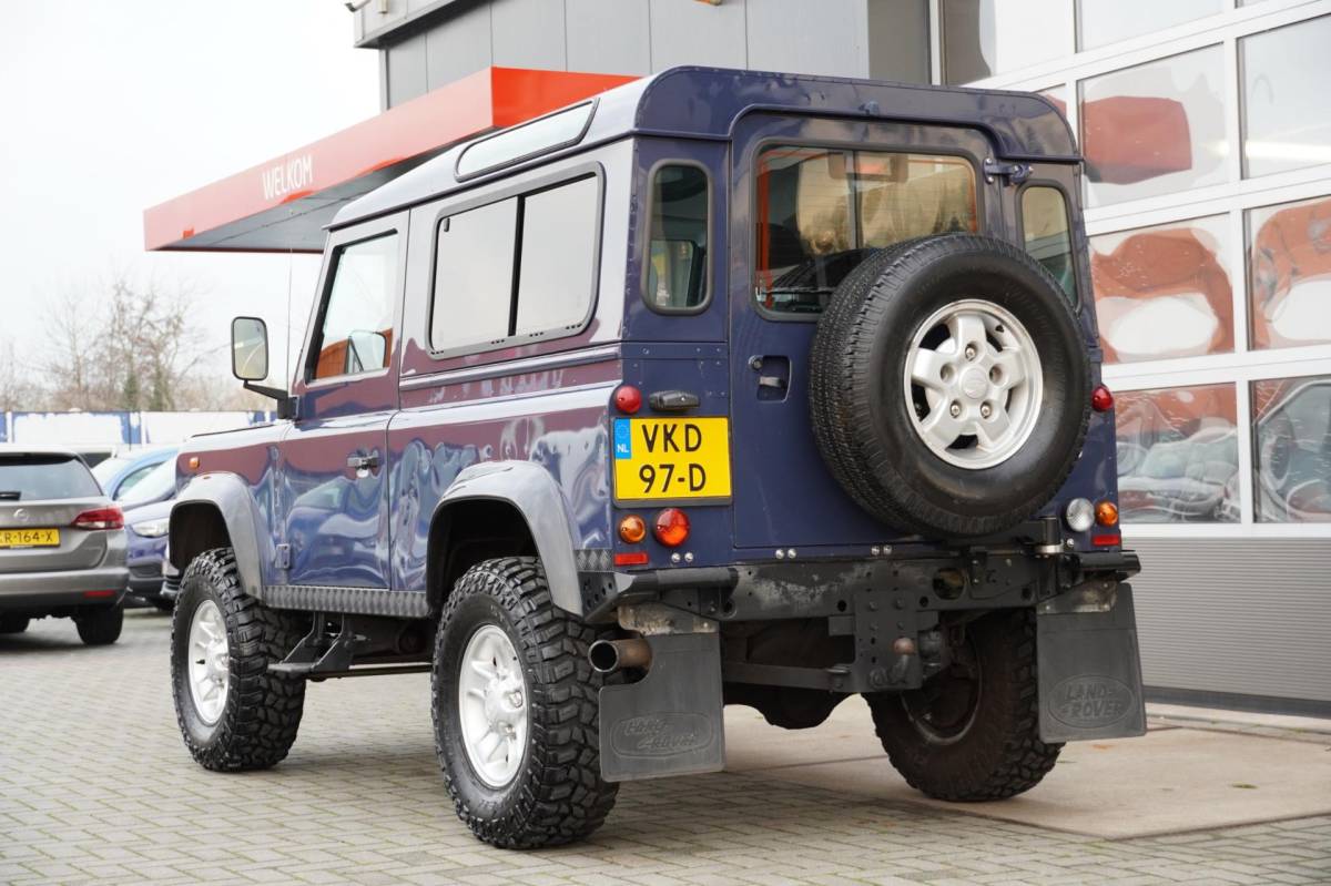 Land Rover Defender Land Rover Defender 2.4 TD SW 90″ E