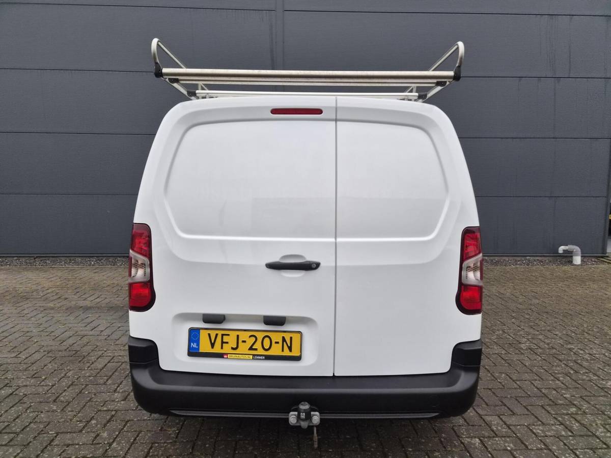 Opel Combo Opel Combo 1.5D L2H1 Carplay Navi 102pk RVS imp Eu6 Inrichting