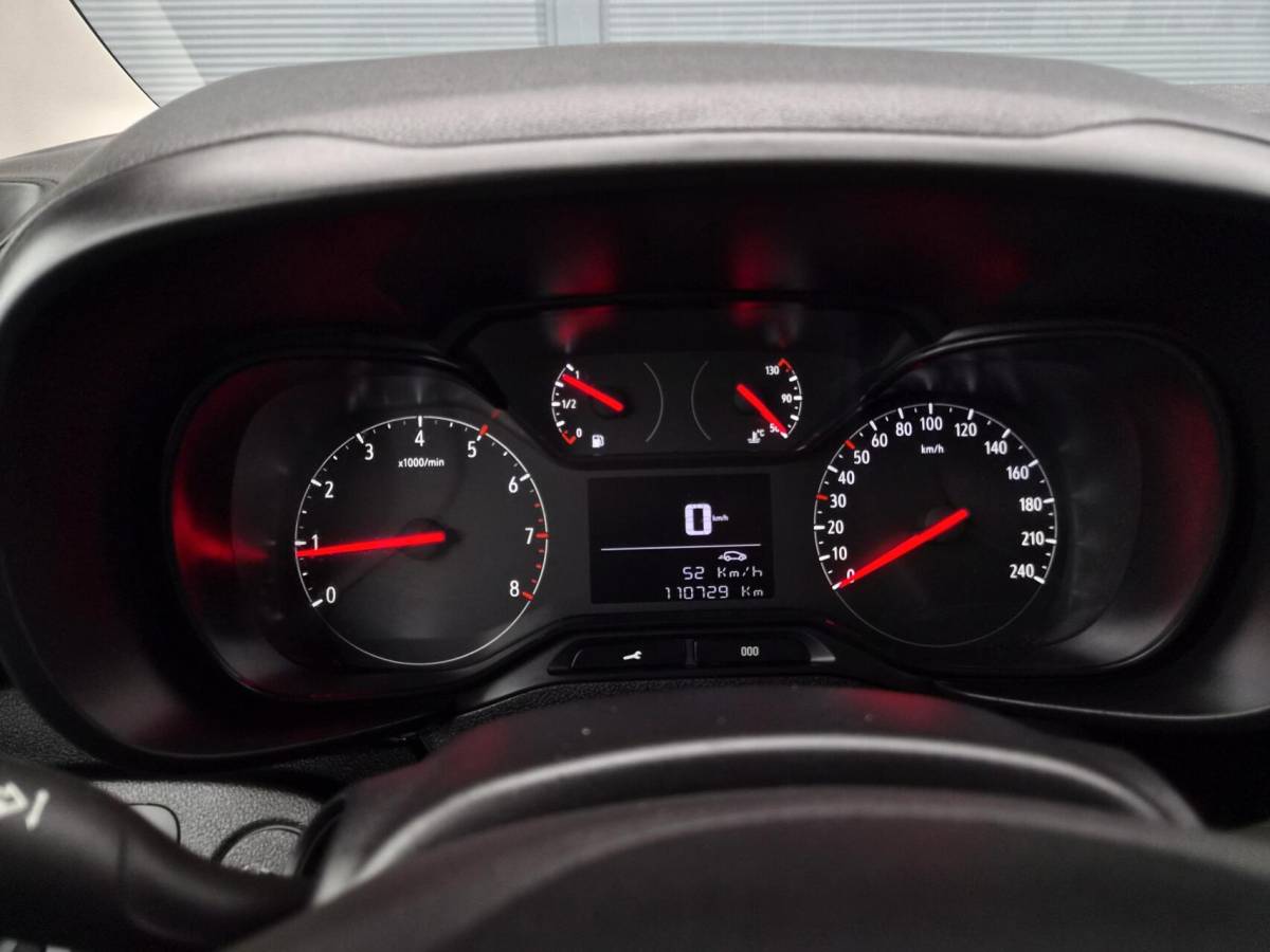 Opel Combo Opel Combo 1.5D L2H1 Carplay Navi 102pk RVS imp Eu6 Inrichting
