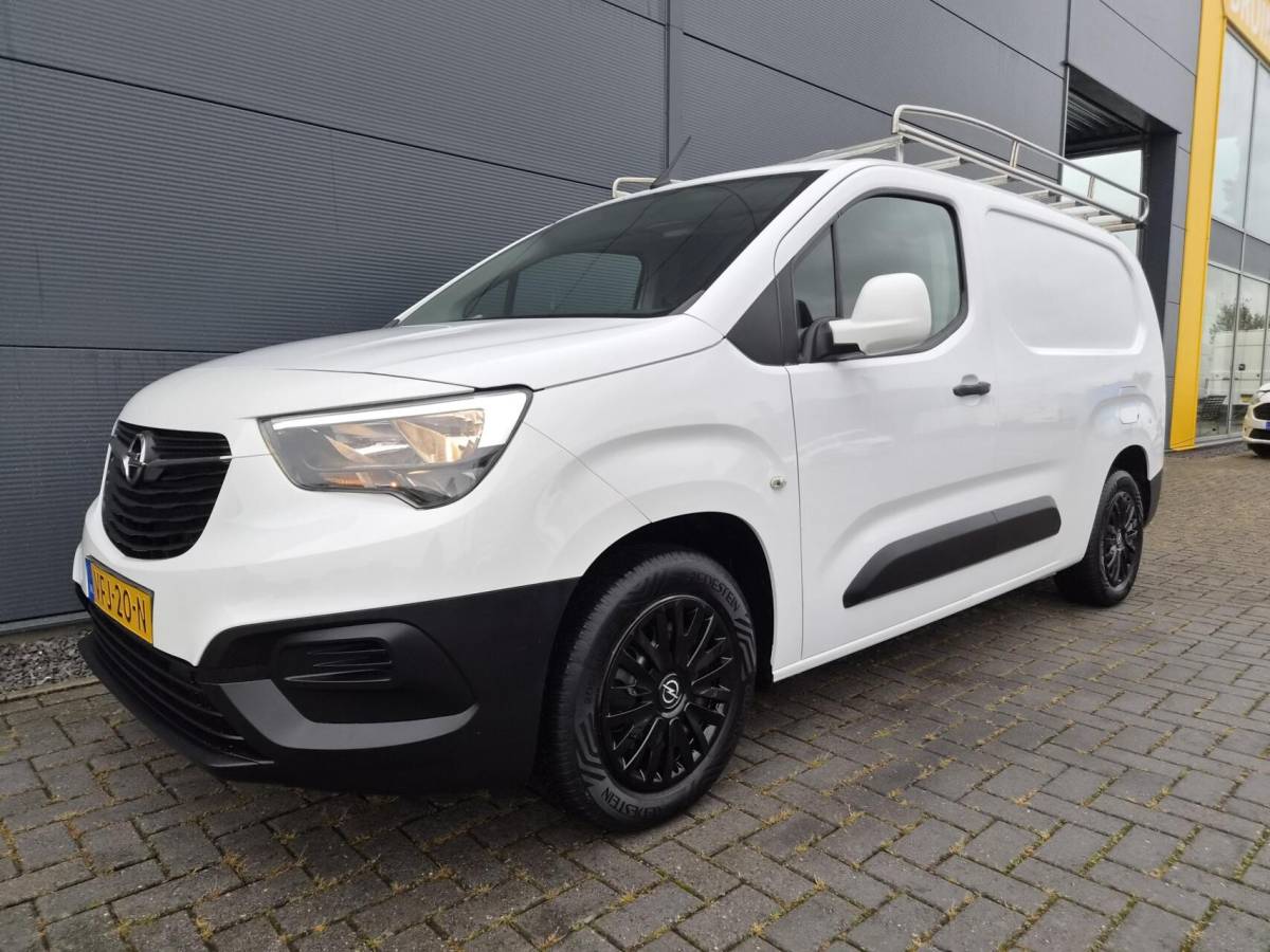 Opel Combo Opel Combo 1.5D L2H1 Carplay Navi 102pk RVS imp Eu6 Inrichting