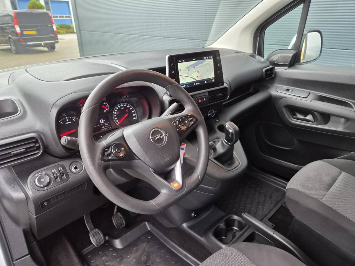 Opel Combo Opel Combo 1.5D L2H1 Carplay Navi 102pk RVS imp Eu6 Inrichting