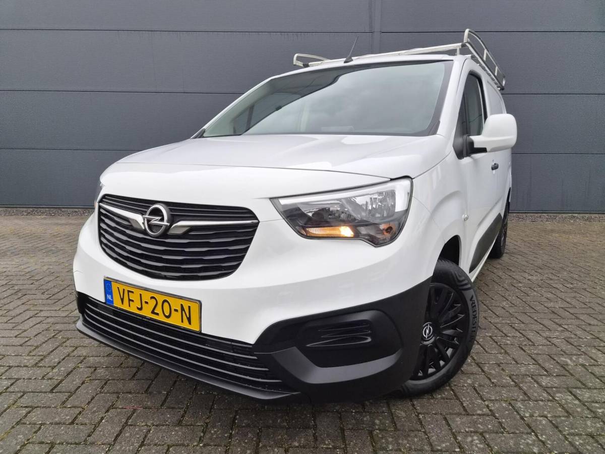 Opel Combo Opel Combo 1.5D L2H1 Carplay Navi 102pk RVS imp Eu6 Inrichting