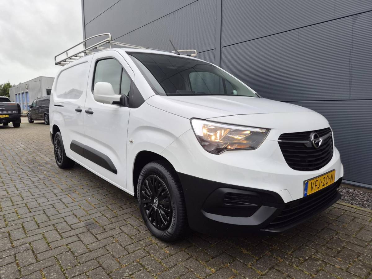 Opel Combo Opel Combo 1.5D L2H1 Carplay Navi 102pk RVS imp Eu6 Inrichting