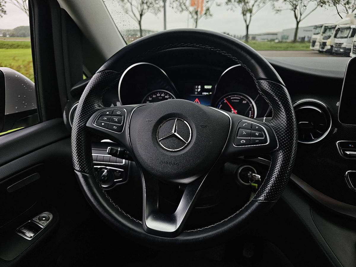 Mercedes-Benz EQV MERCEDES-BENZ EQV 300 L3 8 pers wltp 365km wrapped elektrische schuifdeuren 45 DKM!!
