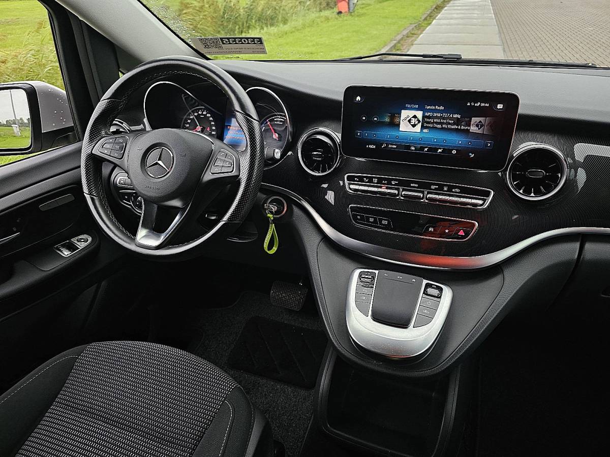 Mercedes-Benz EQV MERCEDES-BENZ EQV 300 L3 8 pers wltp 365km wrapped elektrische schuifdeuren 45 DKM!!
