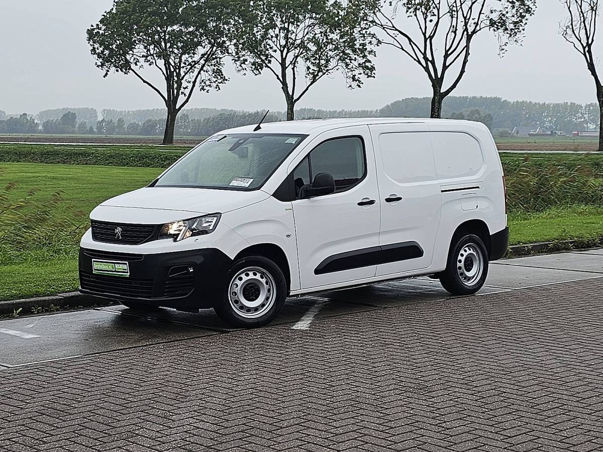 Peugeot Partner PEUGEOT PARTNER 1.5 L2 ac automaat EURO6 dubbele schuifdeur navi carplay cruisecontrol