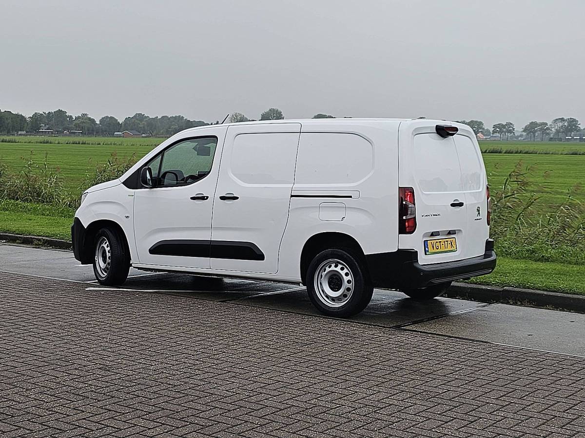 Peugeot Partner PEUGEOT PARTNER 1.5 L2 ac automaat EURO6 dubbele schuifdeur navi carplay cruisecontrol
