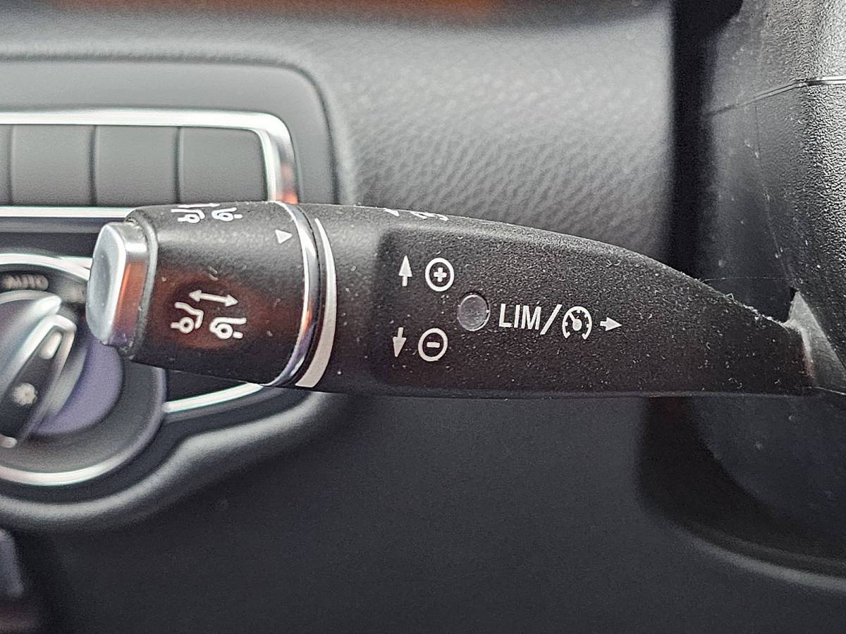 Mercedes-Benz V-Klasse MERCEDES-BENZ V-KLASSE 300 CDI NETTO EXPORTPRIJS EU 29950  pano 4-matic leder LED Burmester afneembare trekhaak