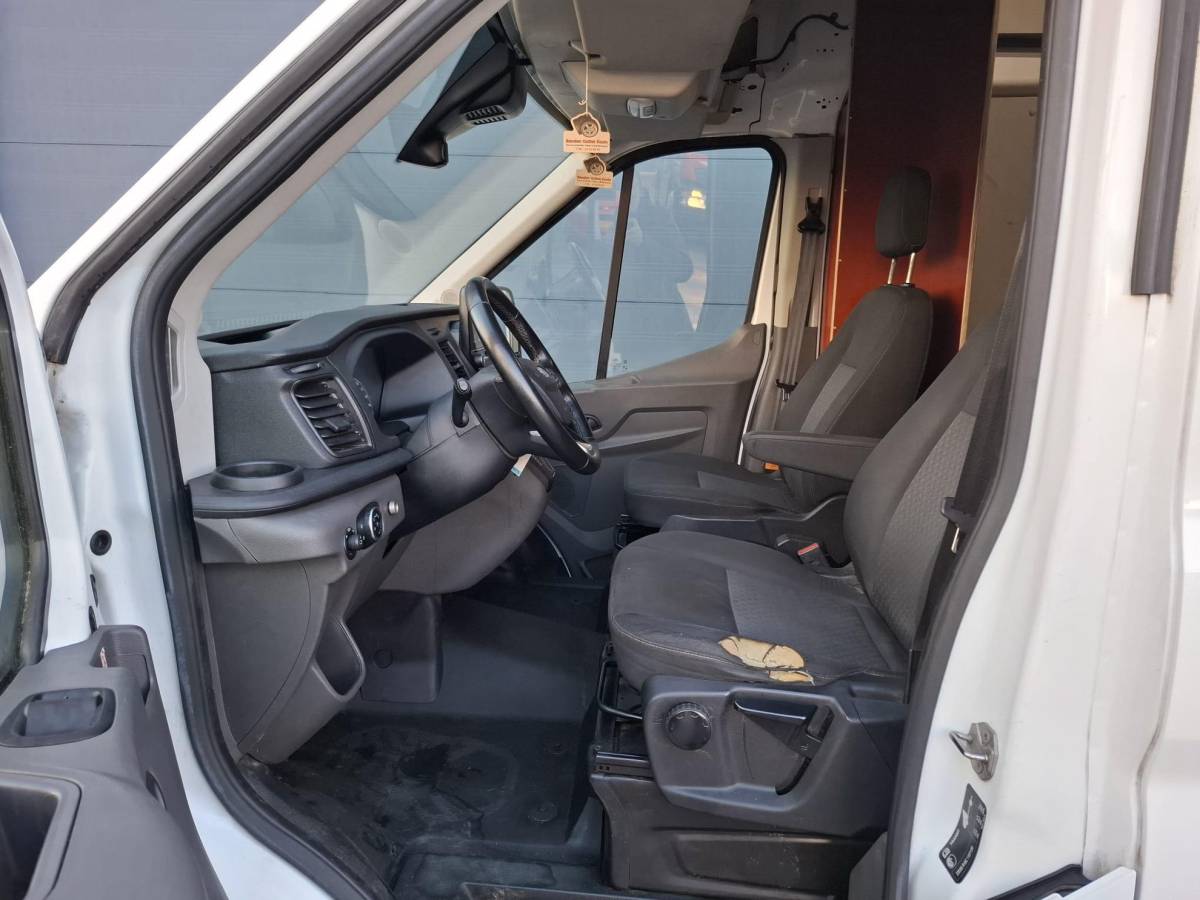 Ford Transit Ford Transit 350 2.0 TDCI L4H3 Trend RWD AIRCO / CRUISE CONTROLE / NAVI / AUTOMAAT