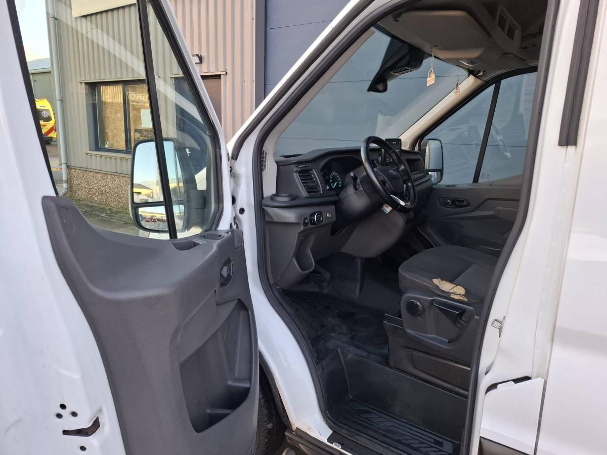 Ford Transit Ford Transit 350 2.0 TDCI L4H3 Trend RWD AIRCO / CRUISE CONTROLE / NAVI / AUTOMAAT
