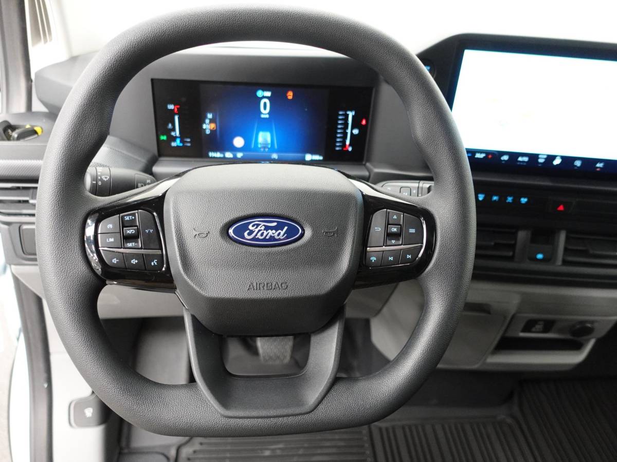 Ford Transit Custom Ford Transit Custom 300 2.0 TDCI L2H1 Airco Cruise Navigatie Parkeersensoren Camera Apple/Carplay Android Auto