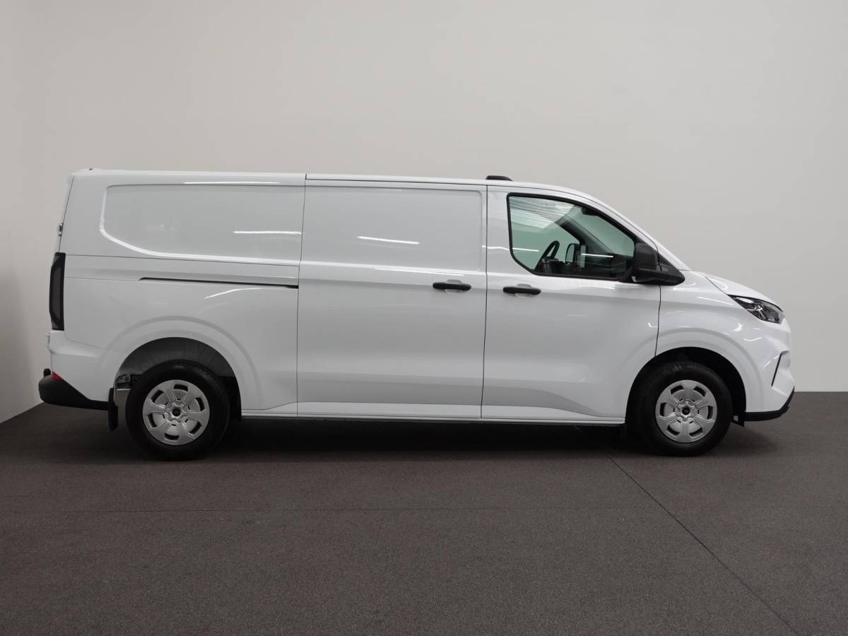 Ford Transit Custom Ford Transit Custom 300 2.0 TDCI L2H1 Airco Cruise Navigatie Parkeersensoren Camera Apple/Carplay Android Auto