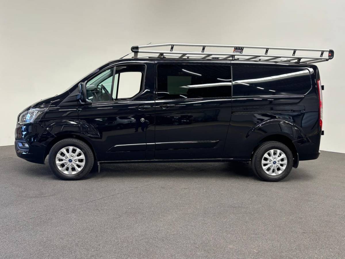 Ford Transit Custom Ford Transit Custom 300 2.0 TDCI L2H1 Limited Dubbele Cabine Automaat Navi Airco 2 Schuifdeuren Trekhaak Parkeersensoren Carplay