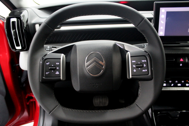 Citroën C3 Citroën C3 1.2 Hybrid 110pk Max AUTOMAAT | CAMERA | CARPLAY | CRUISE CONTROLE | LED | PARK.SENSOREN