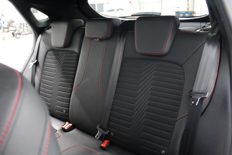 Ford Puma Ford Puma 1.0 EcoBoost Hybrid ST-Line X 124PK, PERFECTE STAAT | HALF LEER | VERWAMRDE RUIT/STOELEN/STUUR | CARPLAY