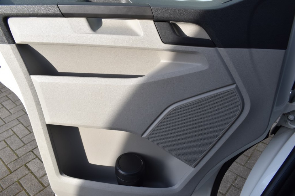 Volkswagen e-Transporter Volkswagen Transporter E-TRANSPORTER E-ABT ELEKTRISCH L2H1 / AIRCO / APP CONNECT /