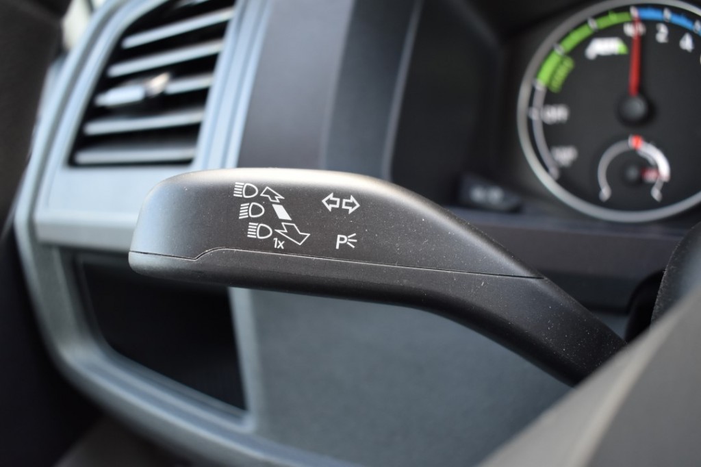 Volkswagen e-Transporter Volkswagen Transporter E-TRANSPORTER E-ABT ELEKTRISCH L2H1 / AIRCO / APP CONNECT /