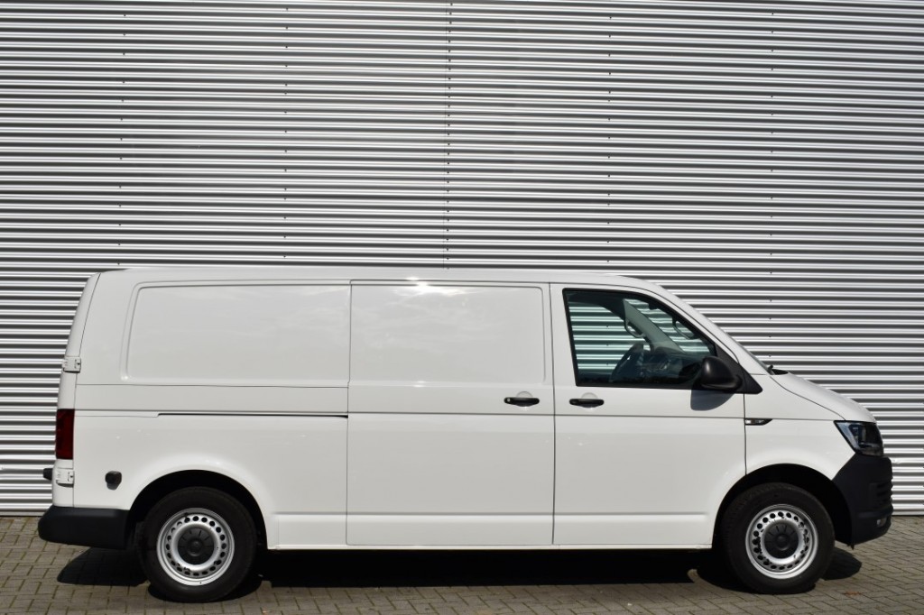 Volkswagen e-Transporter Volkswagen Transporter E-TRANSPORTER E-ABT ELEKTRISCH L2H1 / AIRCO / APP CONNECT /