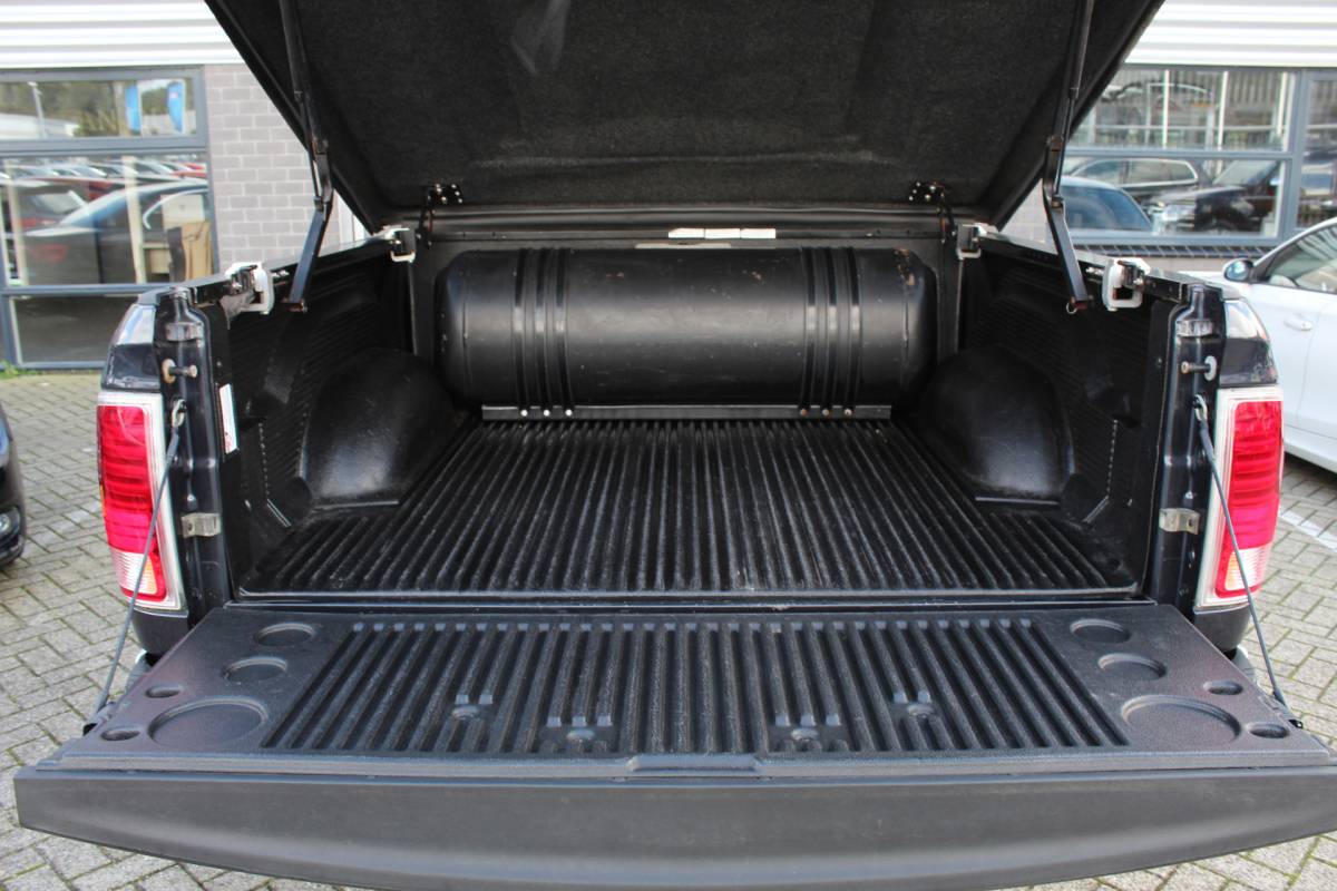 Dodge Ram 1500 Dodge Ram 1500 5.7 V8 4×4 Crew Cab 5’7 Laramie / Schuifdak / LPG 200 liter / Marge