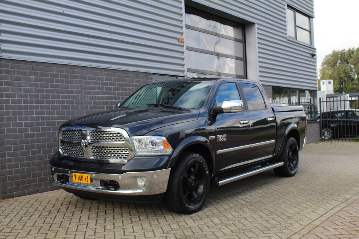 Dodge Ram 1500 Dodge Ram 1500 5.7 V8 4×4 Crew Cab 5’7 Laramie / Schuifdak / LPG 200 liter / Marge