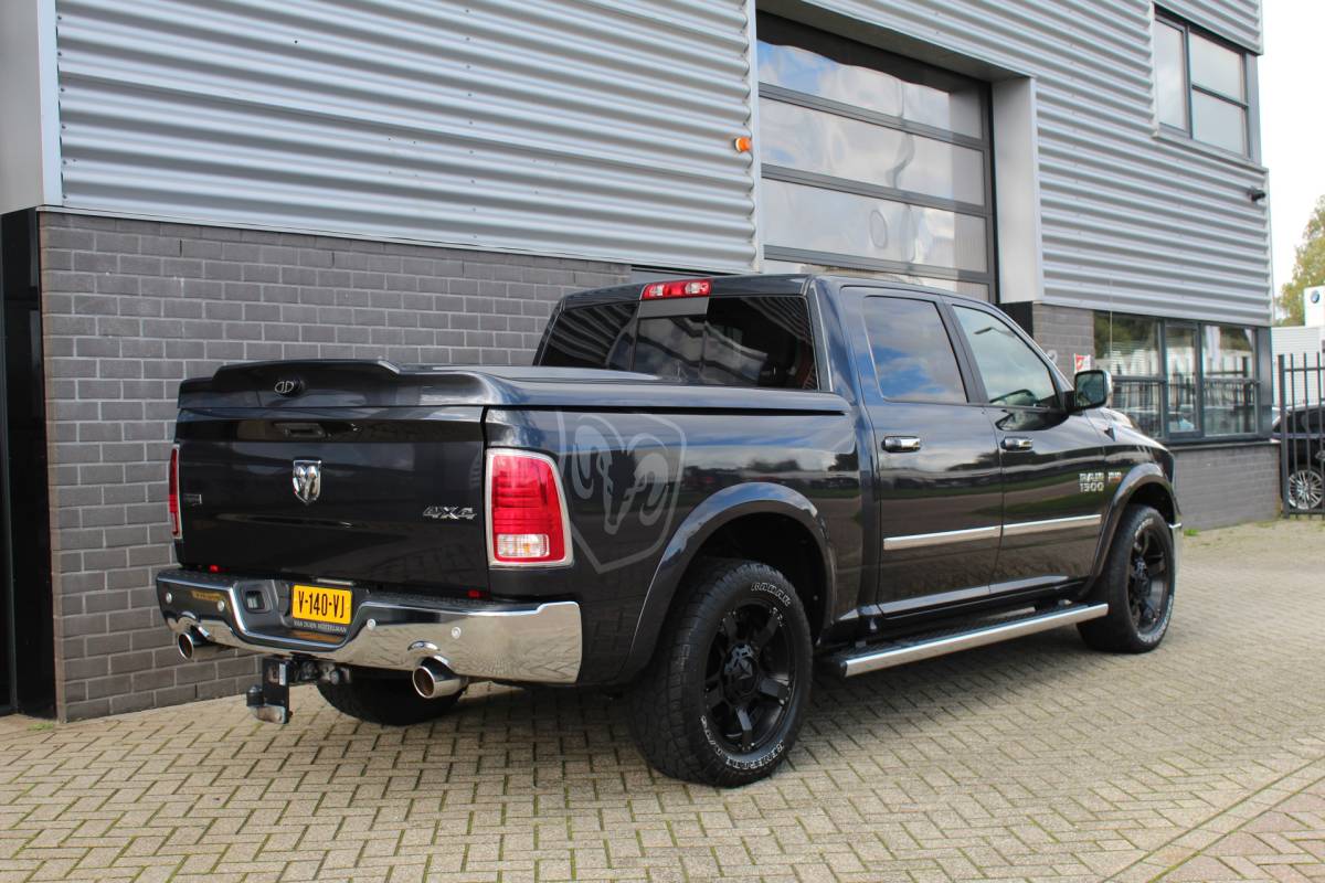 Dodge Ram 1500 Dodge Ram 1500 5.7 V8 4×4 Crew Cab 5’7 Laramie / Schuifdak / LPG 200 liter / Marge