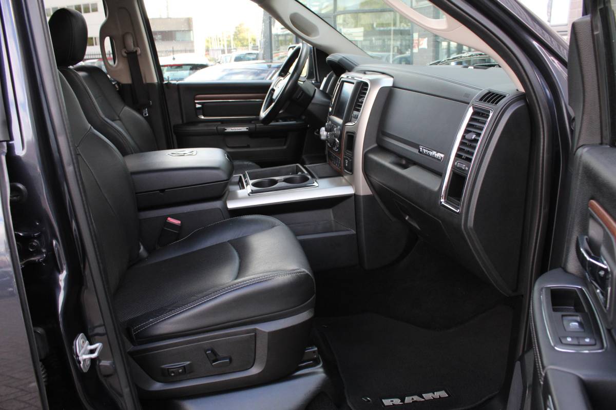 Dodge Ram 1500 Dodge Ram 1500 5.7 V8 4×4 Crew Cab 5’7 Laramie / Schuifdak / LPG 200 liter / Marge