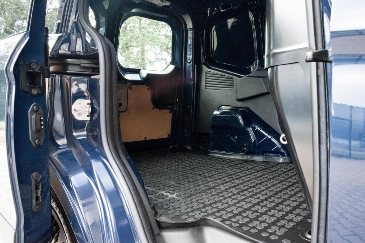 Ford Transit Courier Ford Transit Courier 1.0 EcoBoost S&S|MARGE|NW. DISTR. RIEM|TREKHAAK|PDC|AIRCO|ELEK. PAKKET