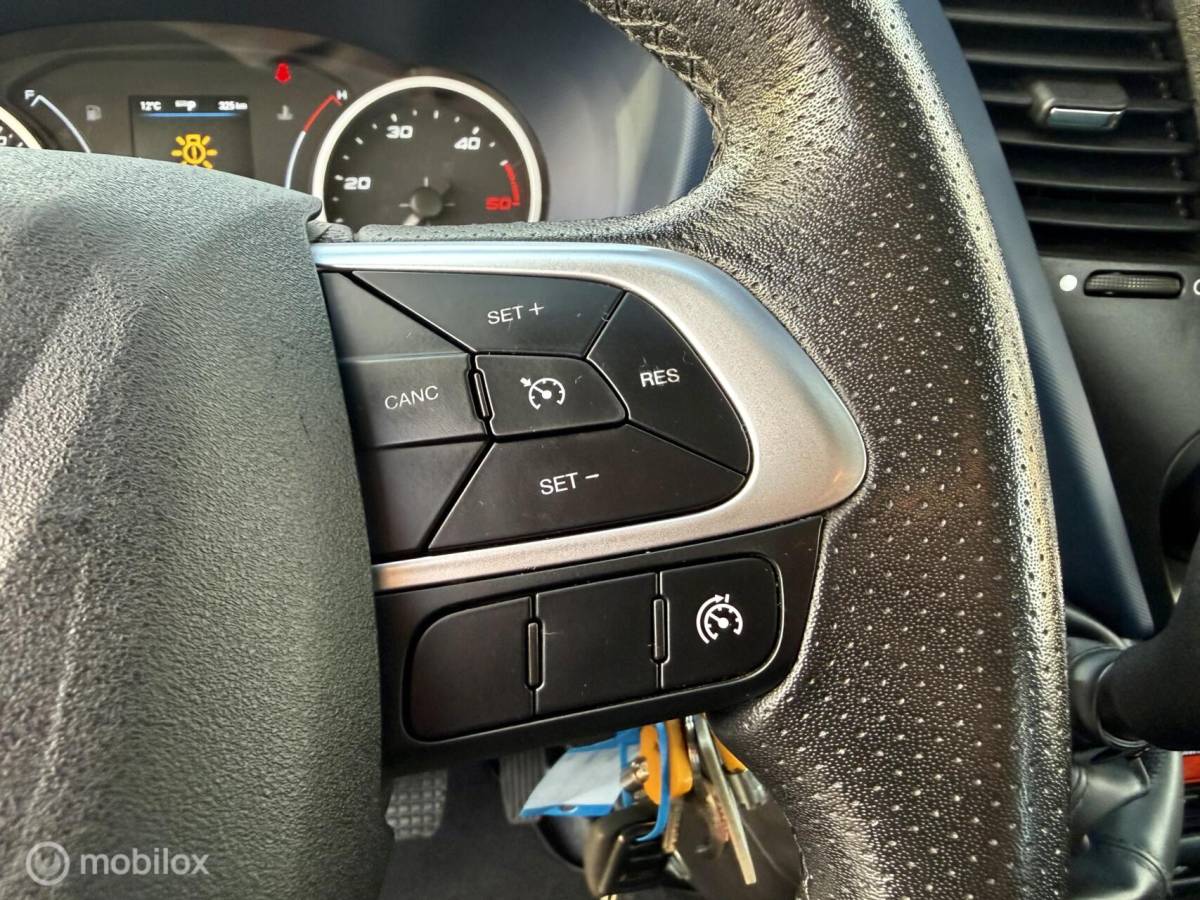 Iveco Daily Iveco Daily 35S18V 3.0 Tijhof I Automaat I  Zeer compleet I