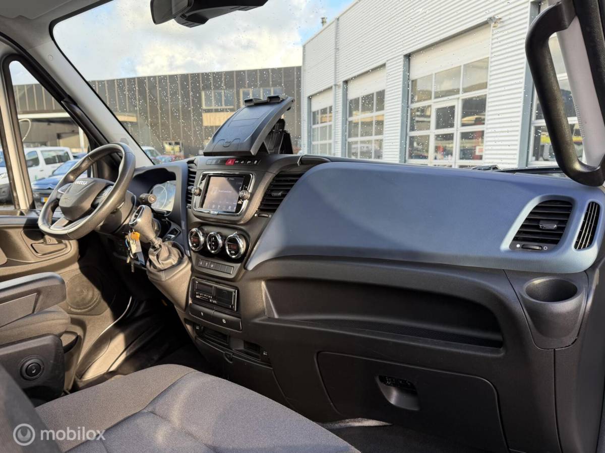 Iveco Daily Iveco Daily 35S18V 3.0 Tijhof I Automaat I  Zeer compleet I
