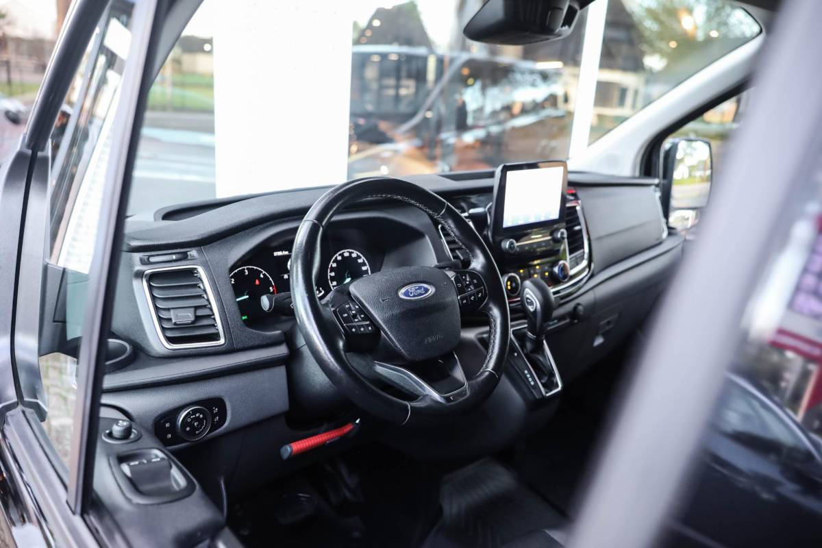 Ford Transit Custom Ford Transit Custom 320 2.0 TDCI L2H1 Aut Leder Stoelverwarming Camera