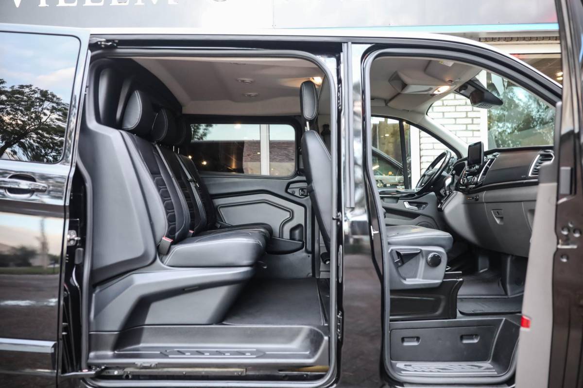 Ford Transit Custom Ford Transit Custom 320 2.0 TDCI L2H1 Aut Leder Stoelverwarming Camera