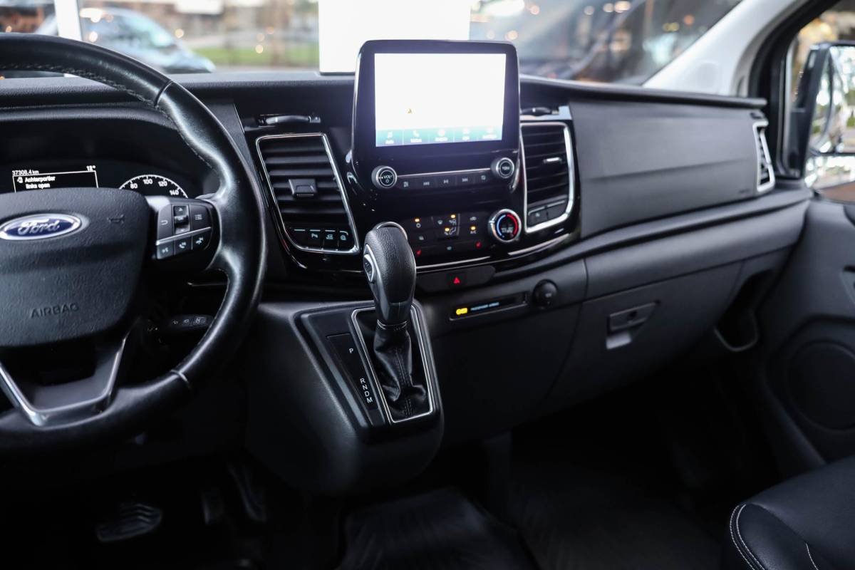 Ford Transit Custom Ford Transit Custom 320 2.0 TDCI L2H1 Aut Leder Stoelverwarming Camera