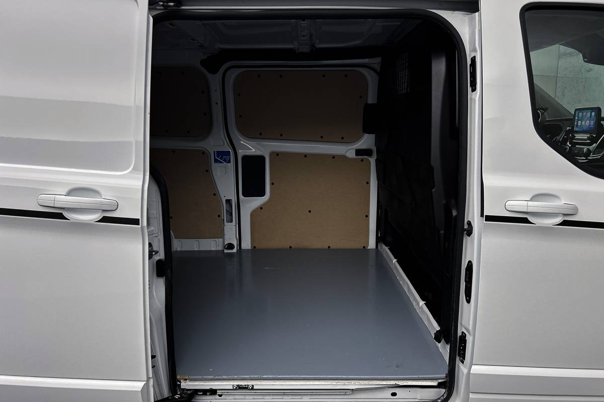 Ford Transit Custom Ford Transit Custom 320 2.0 TDCI L2 185PK Sport Automaat | Camera | Raptor | Trekhaak | Bijrijdersbank