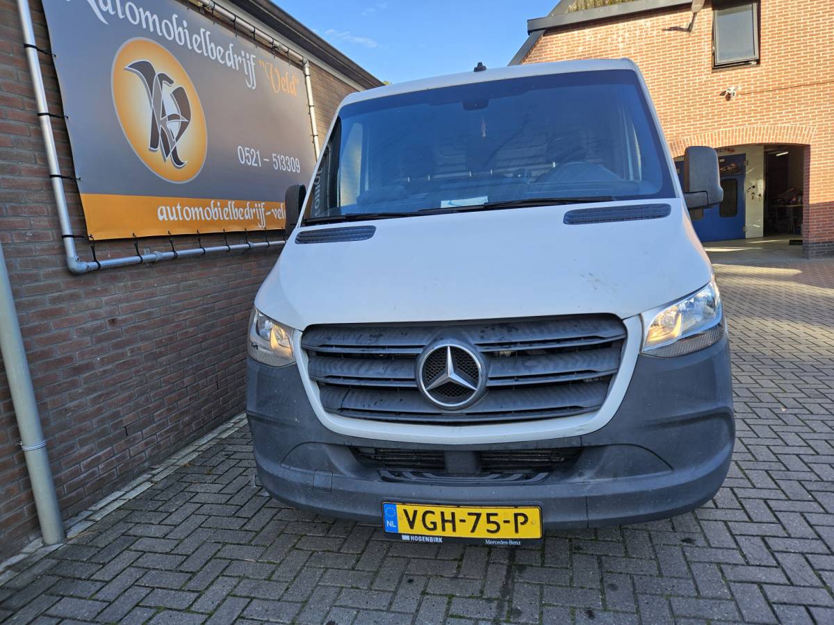 Mercedes-Benz Sprinter Mercedes-Benz Sprinter 314 2.2 CDI L2H2 (versnellingsbak probleem)