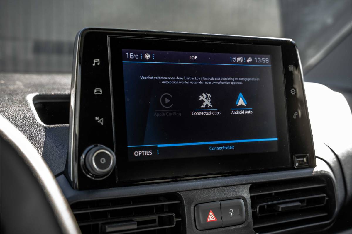 Peugeot Partner Peugeot Partner 1.5 BlueHDi 100PK | 3-Zits | Camera | Carplay | Cruise | PDC | Airco | Trekhaak