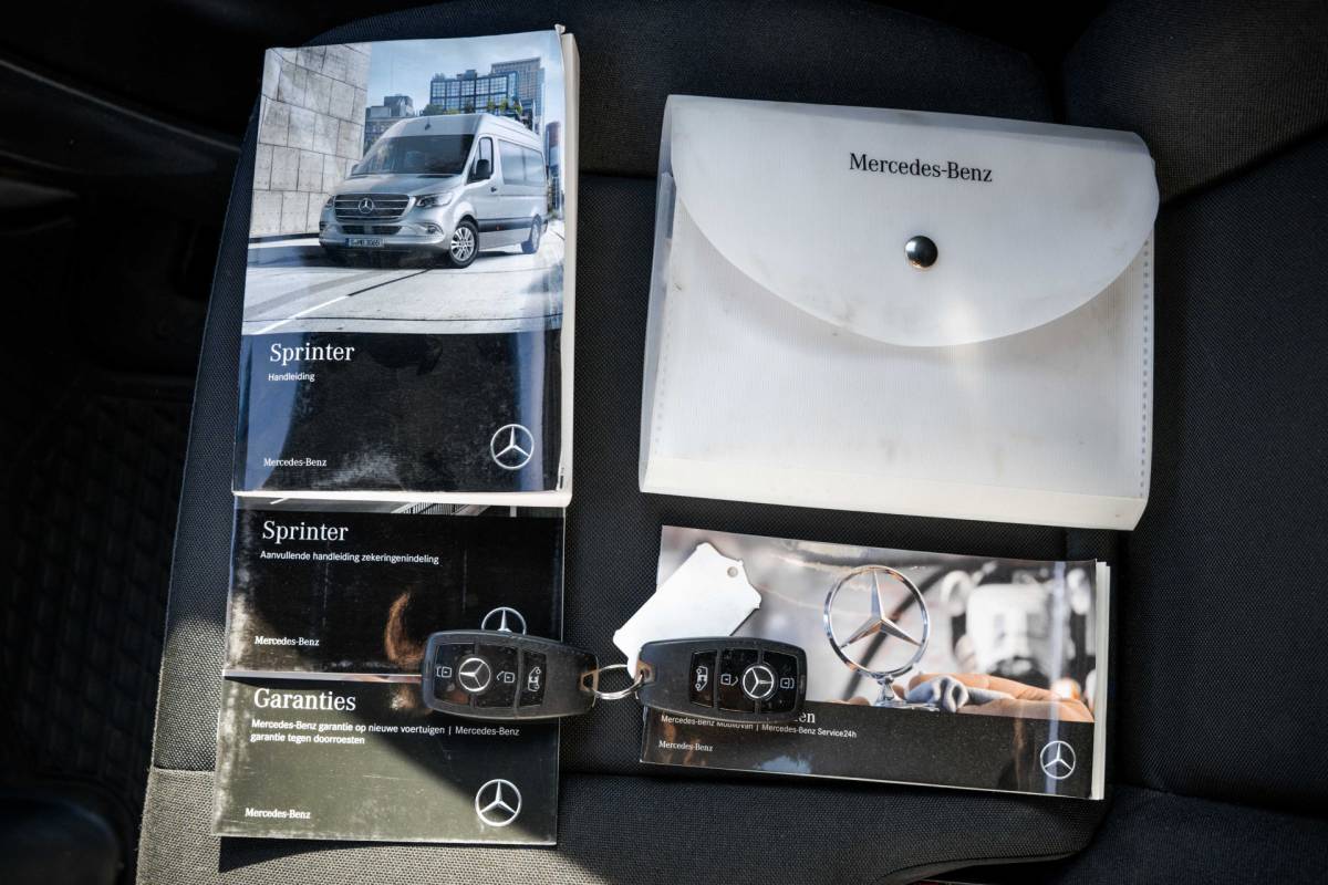 Mercedes-Benz Sprinter Mercedes-Benz Sprinter 314 CDI RWD L2H1 | Automaat | 3-Zits | Camera | Cruise | Mbux | Airco | Imperiaal