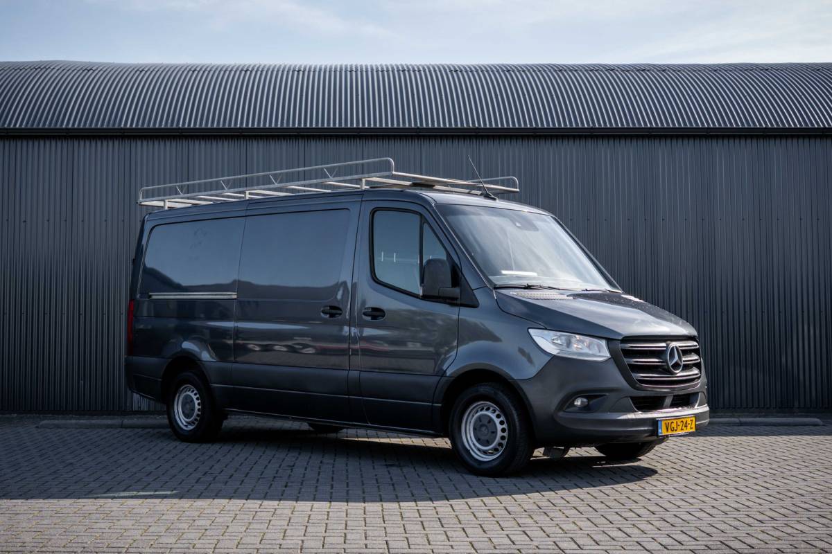 Mercedes-Benz Sprinter Mercedes-Benz Sprinter 314 CDI RWD L2H1 | Automaat | 3-Zits | Camera | Cruise | Mbux | Airco | Imperiaal