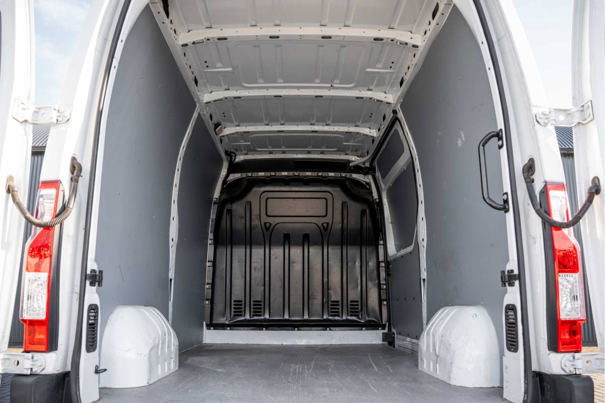 Opel Movano Opel Movano **2.3 CDTI FWD L2H2 | 3-Zits | Cruise | Airco**