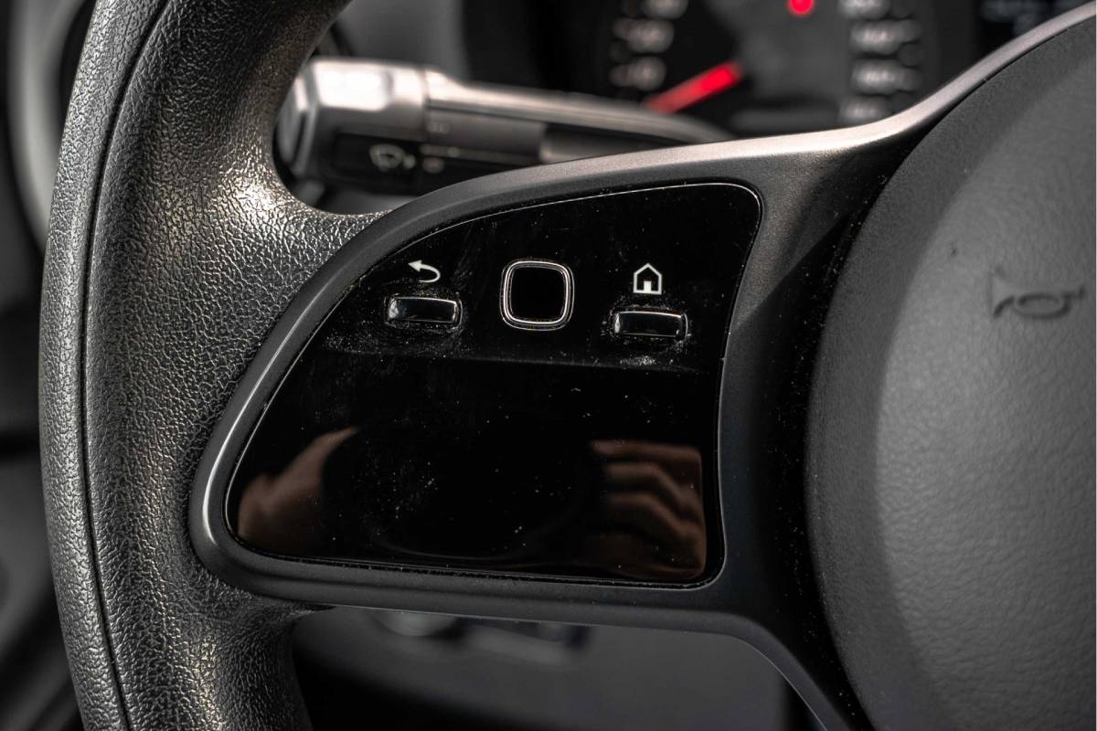 Mercedes-Benz Sprinter Mercedes-Benz Sprinter **317 CDI L2H2 | Automaat | 3-Zits | Camera | Carplay | Mbux | Climatronic | Trekhaak**
